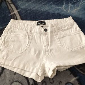 Kind of high rise shorts